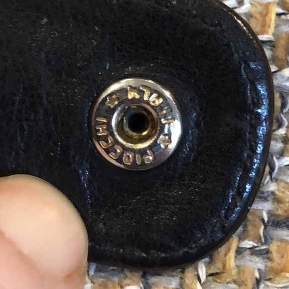 Authentic CHANEL Caviar Skin CC Logo Long Black Bifold Kisslock Wallet - Picture 14 of 15